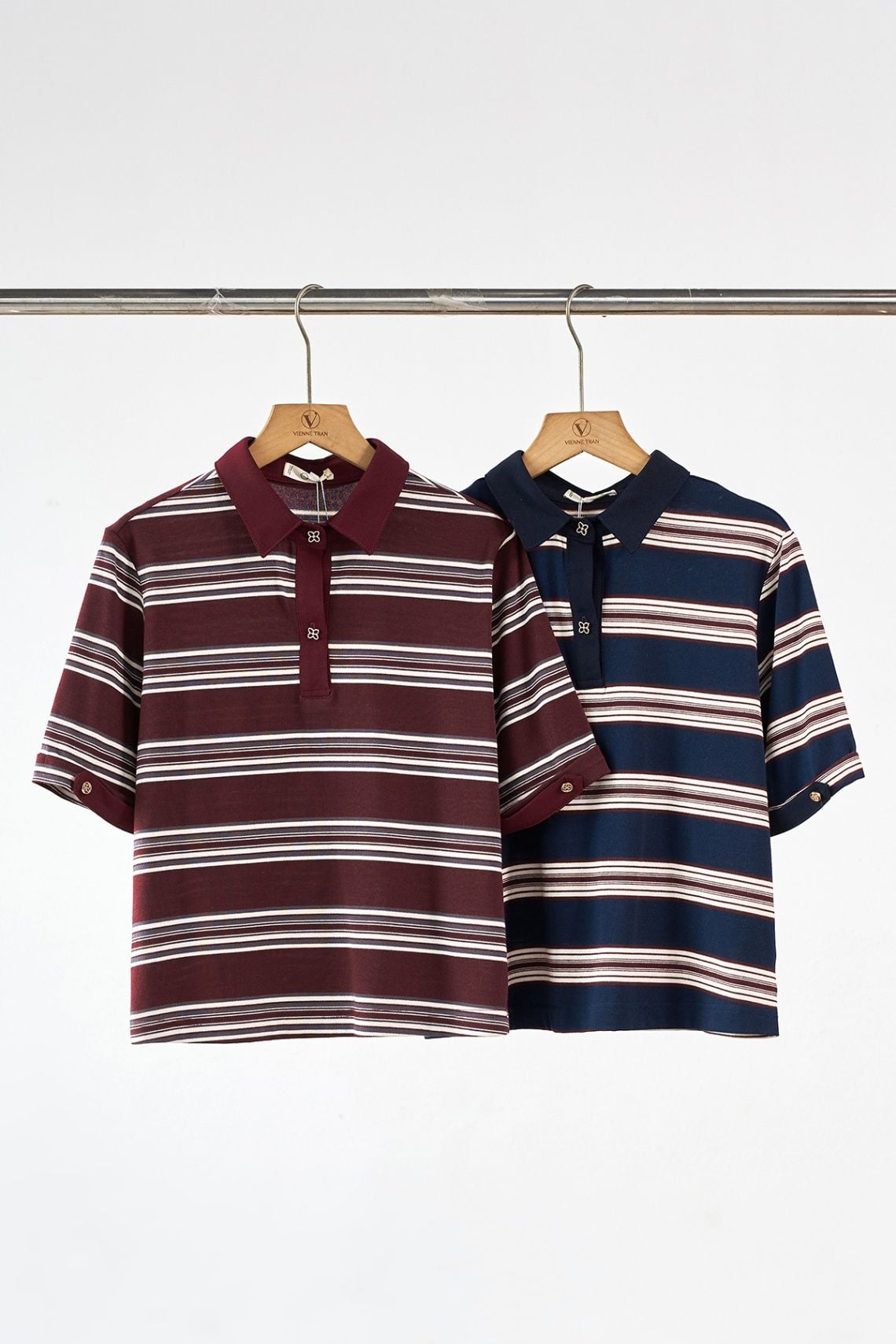 Áo kẻ dáng rộng bổ trụ - H61B25Q006