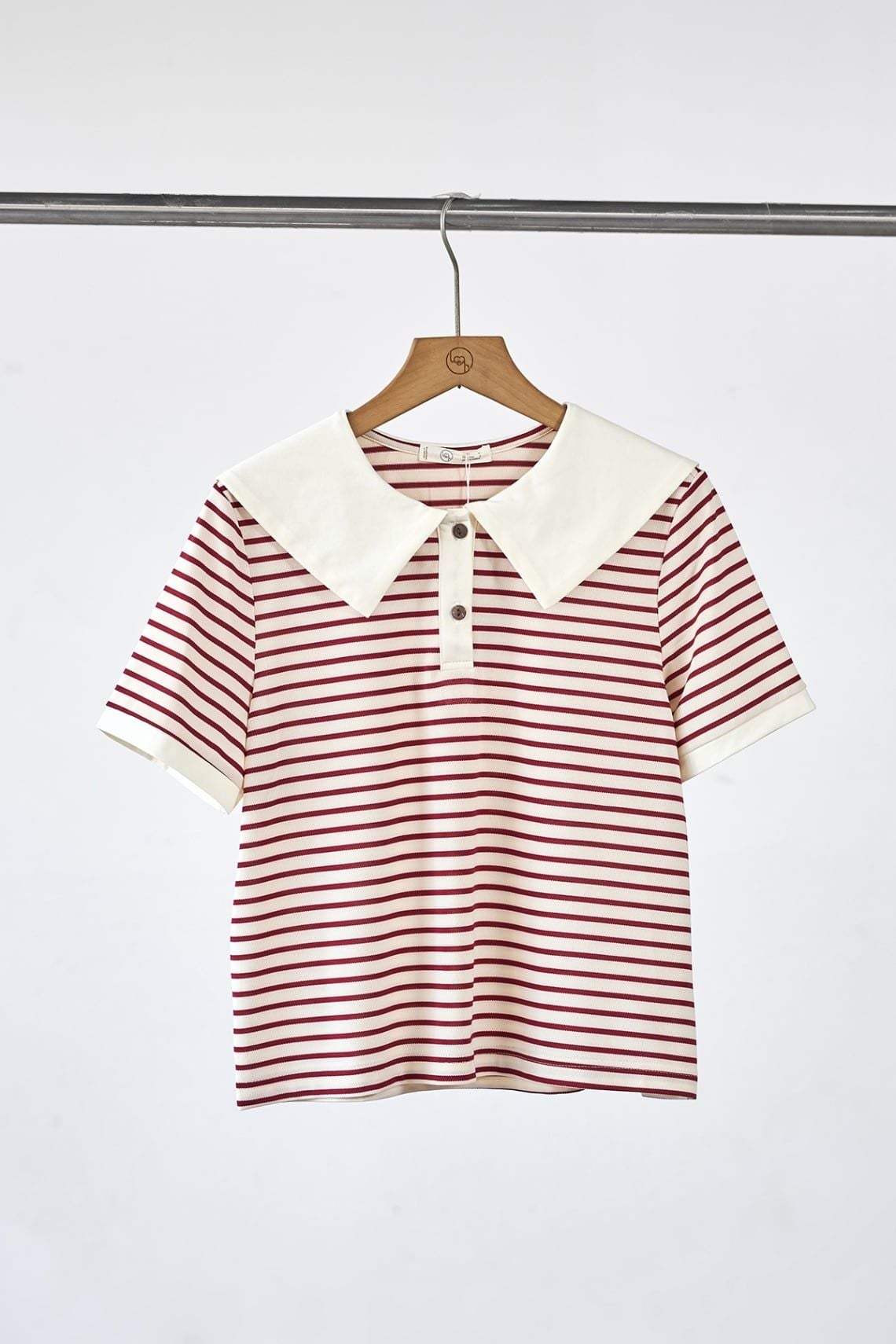 Áo thun kẻ croptop phối cổ tay ngắn - H61B26H001