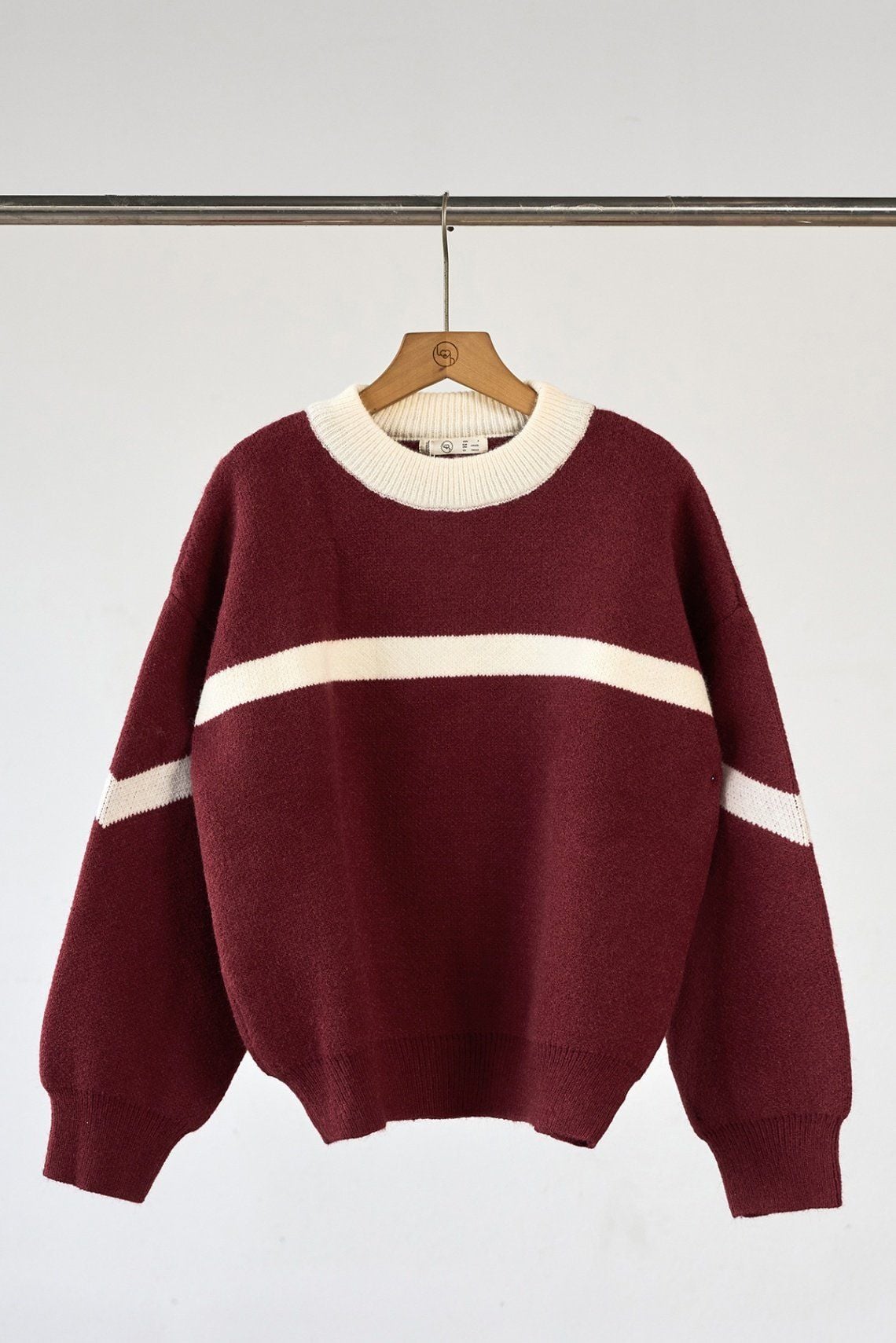 Áo len phối nơ dáng rộng - H61W25T004