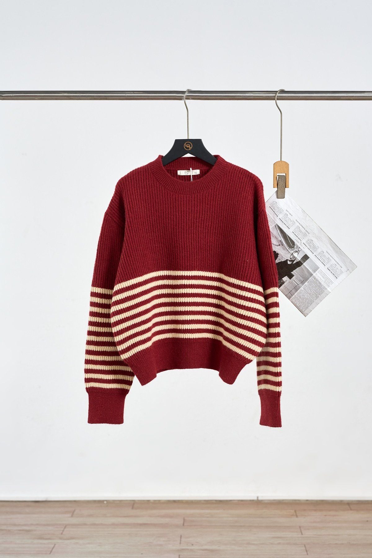 Áo len kẻ phối màu - H61W25T005