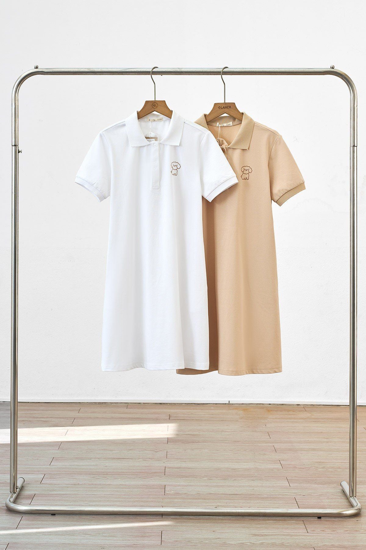 Đầm suông cotton cổ bẻ nẹp trụ  - H63T25H003