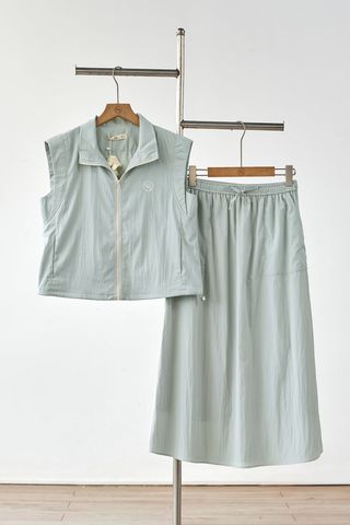 Áo khoác gió gile khoá kéo dáng suông - H65G26Q001