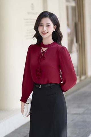 Áo cổ tàu xẻ V buộc dây nơ - L61B25Q027