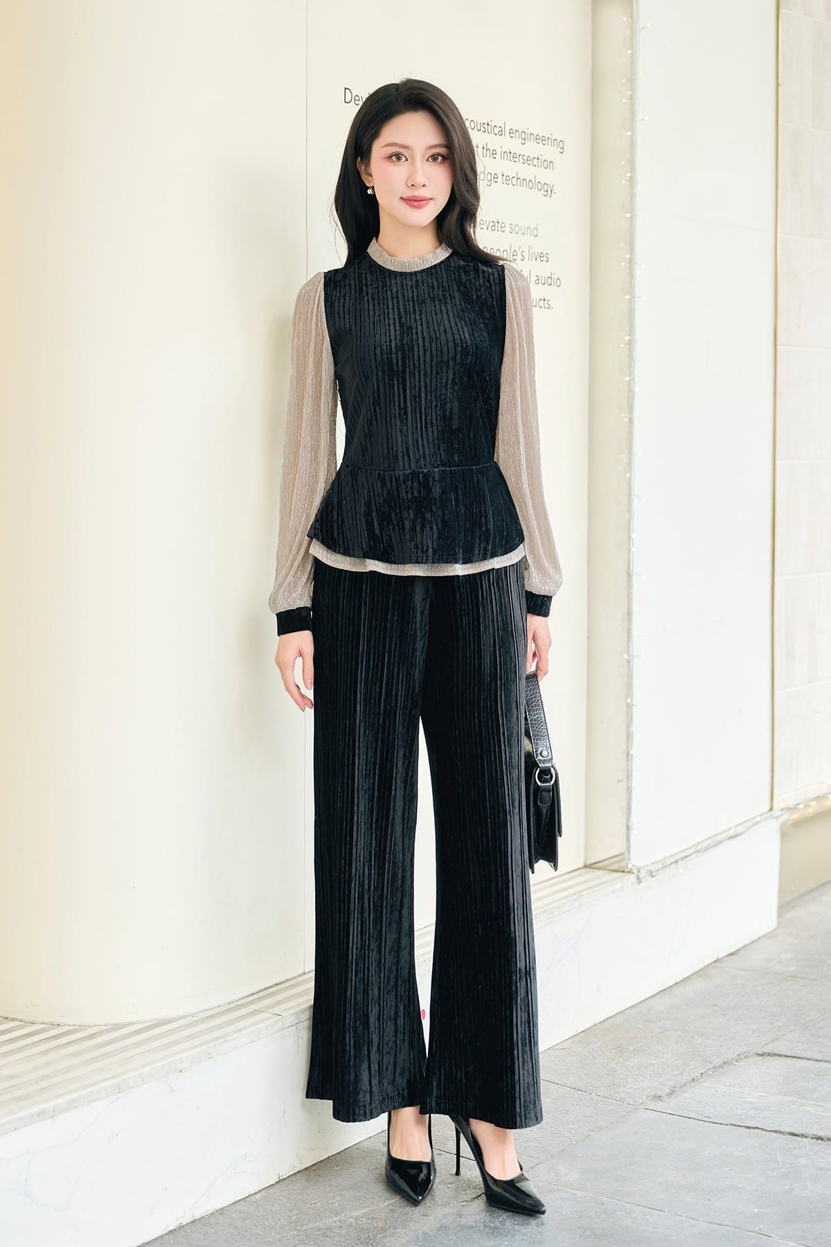 Quần nhung ống rộng cạp chun - L64W25T002