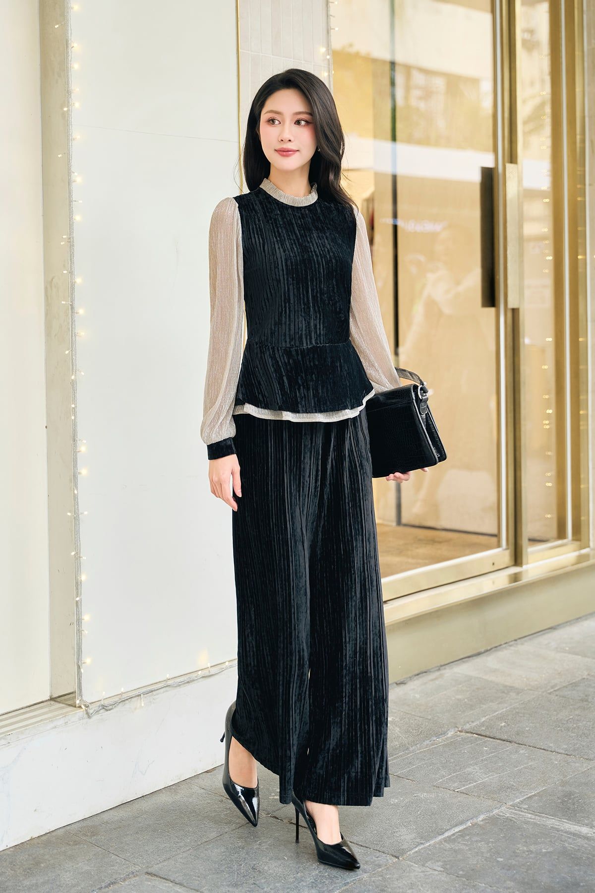 Quần nhung ống rộng cạp chun - L64W25T002