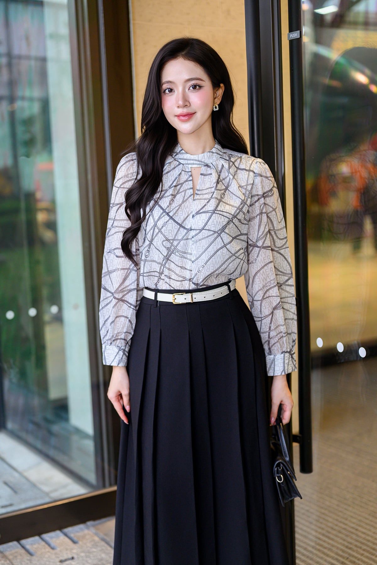 Chân váy xếp ly dáng dài - L62M26Q002