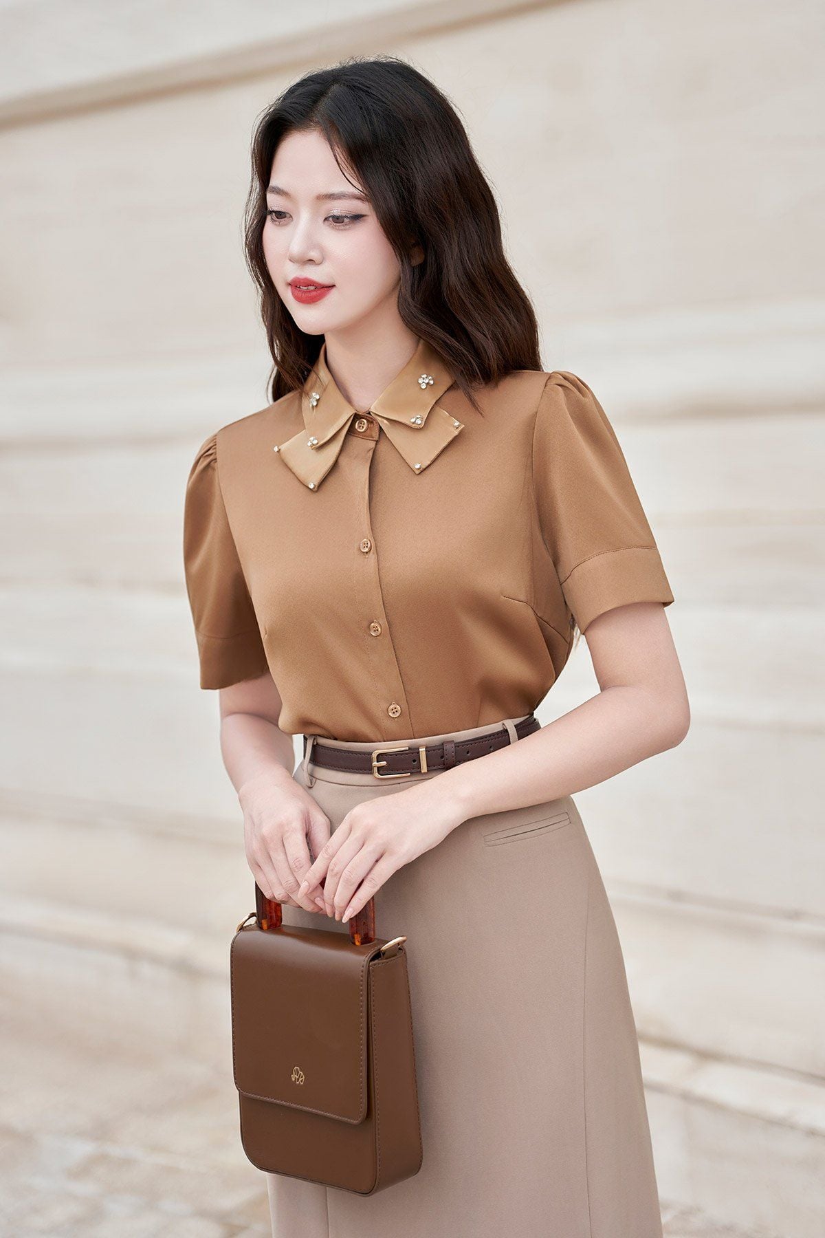 Áo sơ mi cổ phối nơ đính đá - L61H25H022