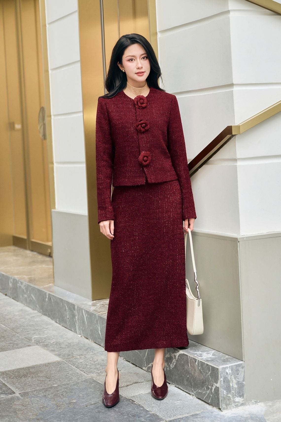 Chân váy dáng ôm cạp liền - L62F25T008