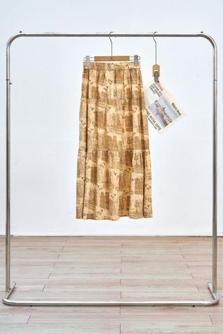 Chân váy xoè nhún 3 tầng đính cúc - L62L25H020