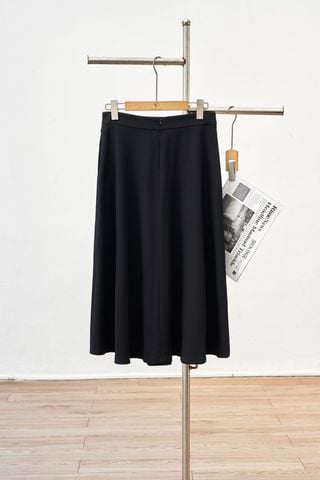 Chân váy xòe kéo khóa sau - L62L25Q013