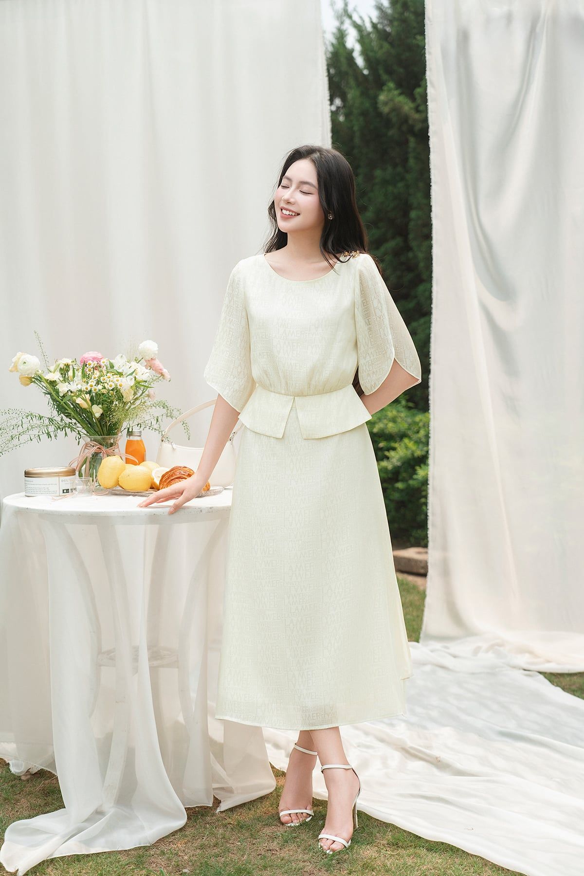 Chân váy dáng A xẻ tà 2 lớp - L62R26H015