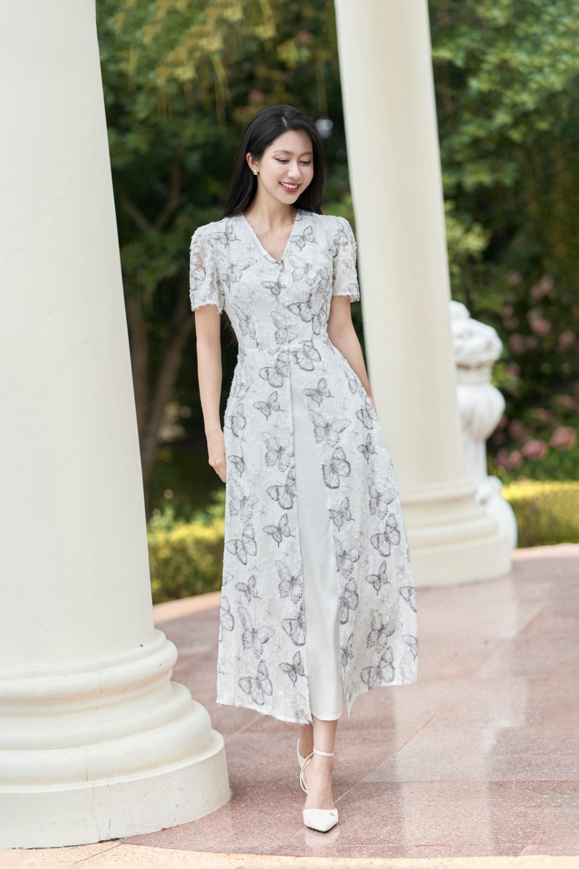 Đầm maxi cổ tim xẻ trước - L63M25H042