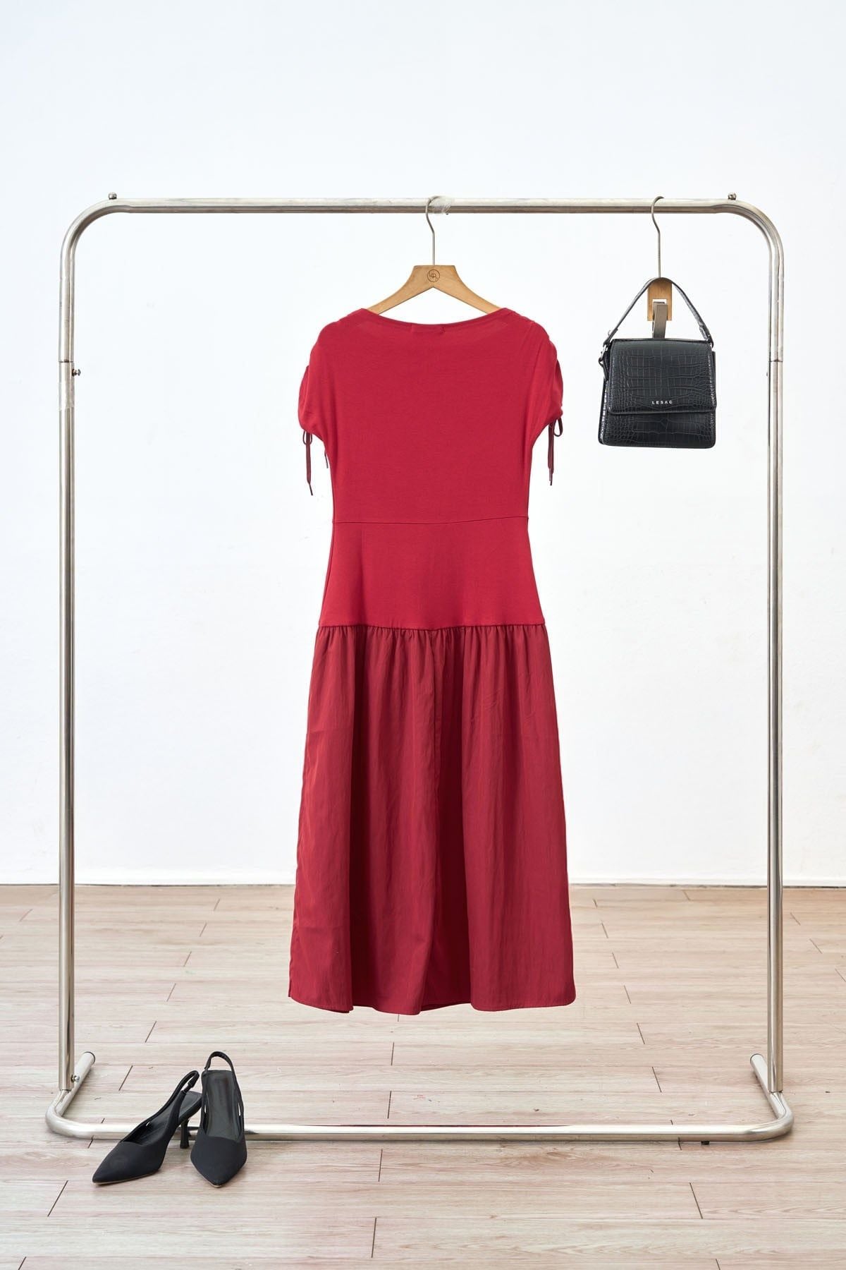 Đầm maxi rút dây vai nhún xòe - L63M25H052