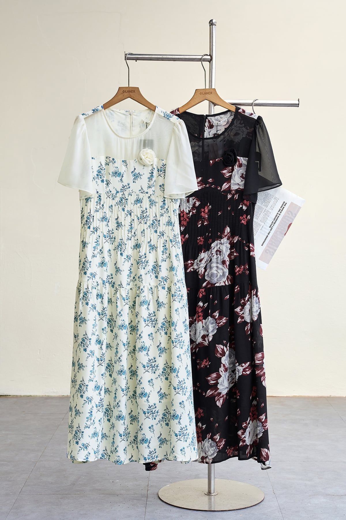Đầm maxi xòe nhún eo phối ngực - L63M26H024