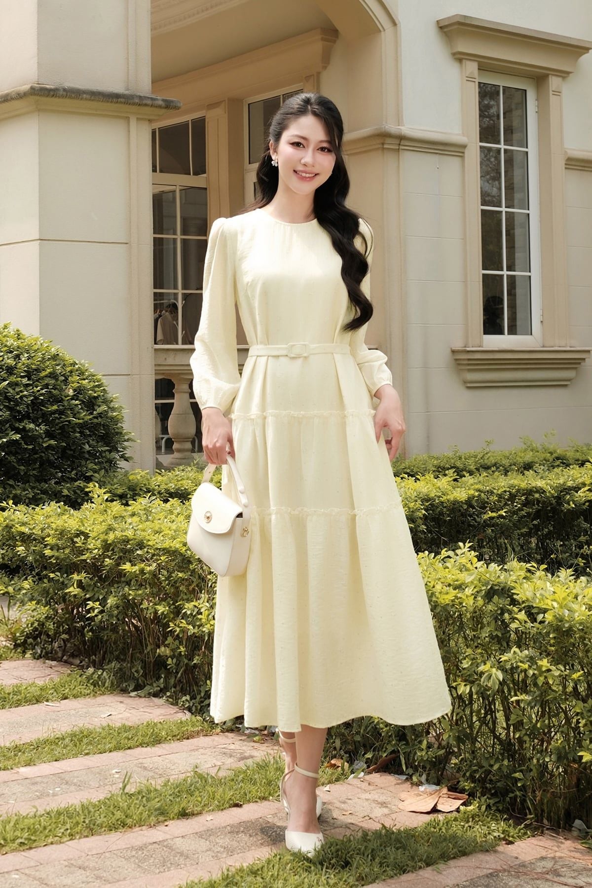 Đầm suông đai eo nhún tầng - L63T26Q001