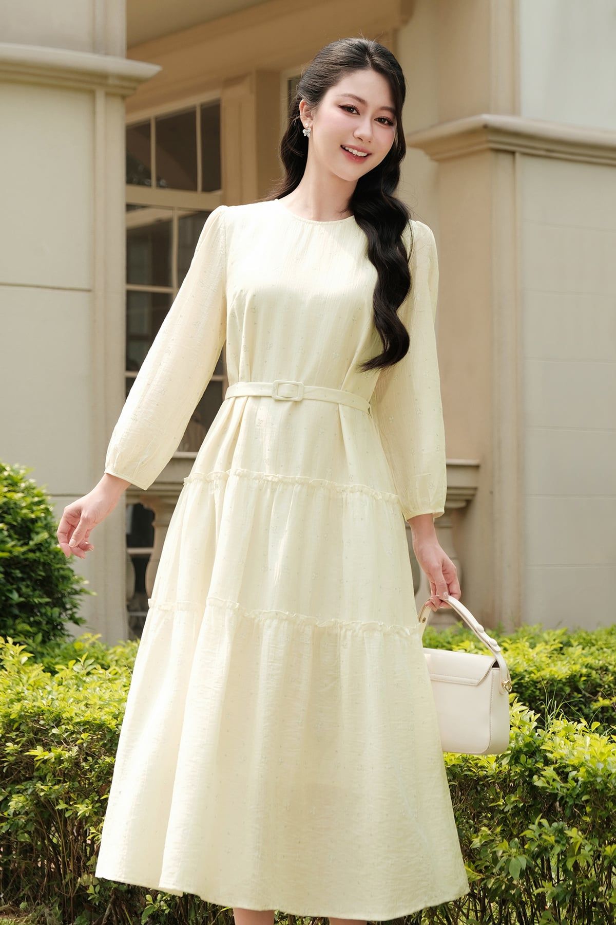 Đầm suông đai eo nhún tầng - L63T26Q001