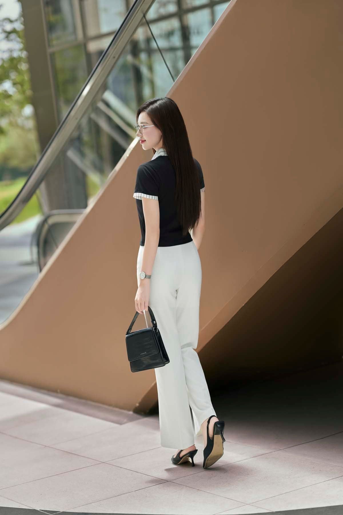 Quần ống đứng túi dọc cúc bọc - L64T25Q006