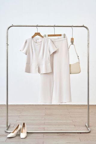 Quần ống rộng 2 túi dọc - L64W25H006