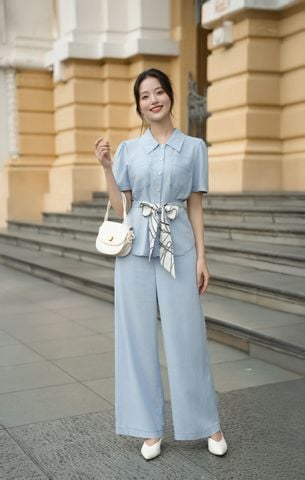 Quần ống rộng đóng cúc túi chéo - L64W25H010