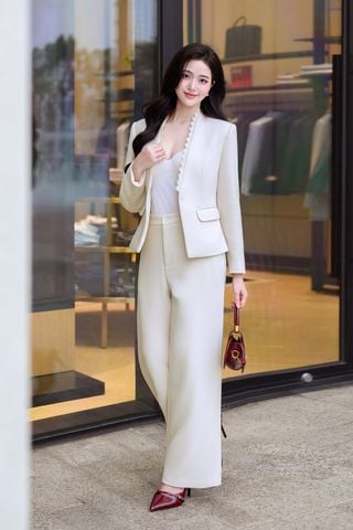 Quần ống rộng 2 túi dọc - L64W25Q011