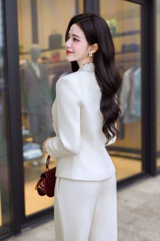 Áo vest 2 lớp cổ phối ren - L65B25Q019