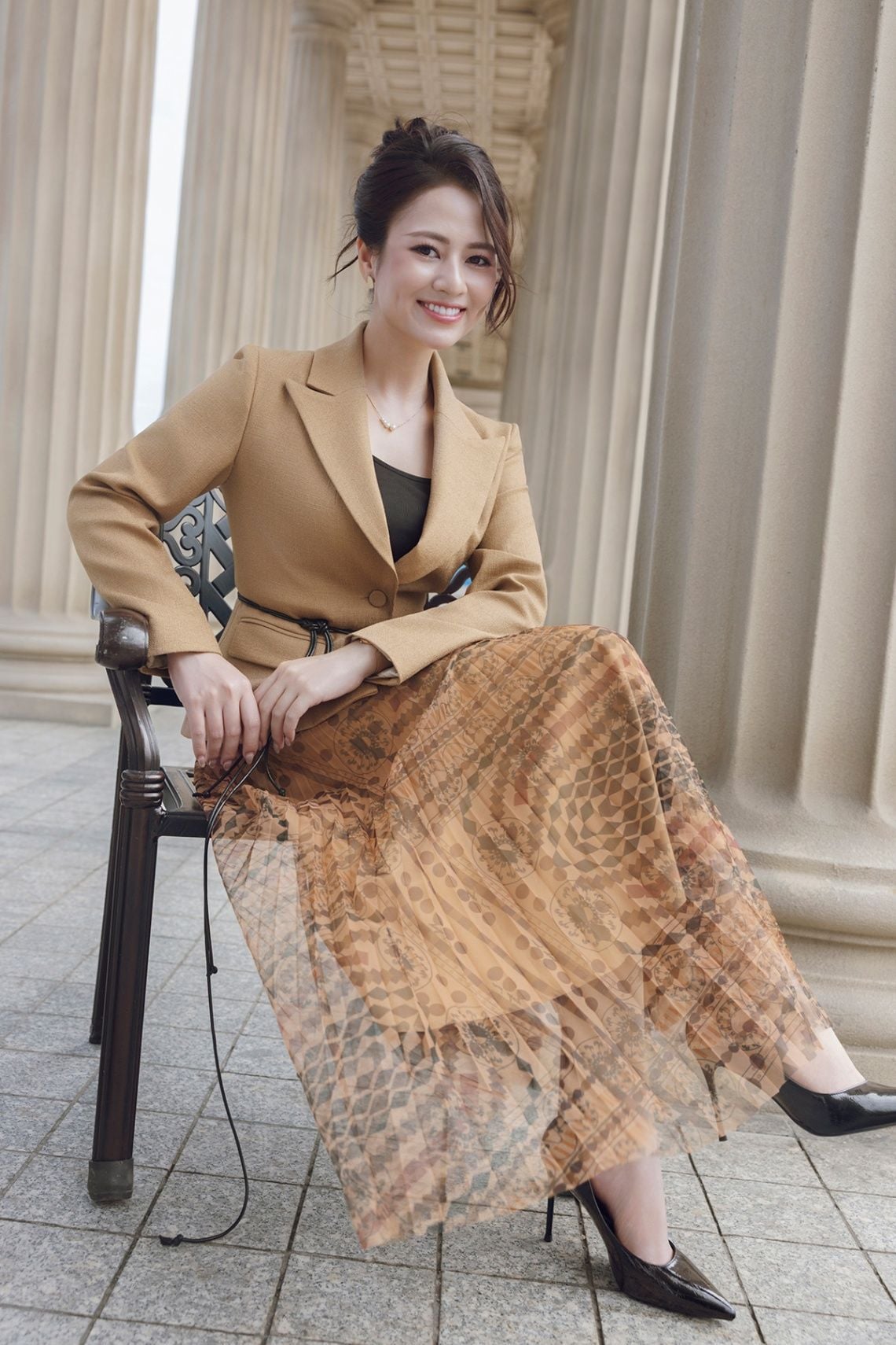 Áo vest cổ hai ve kèm đai eo - L65B25T011 (Hàng đặt trước)