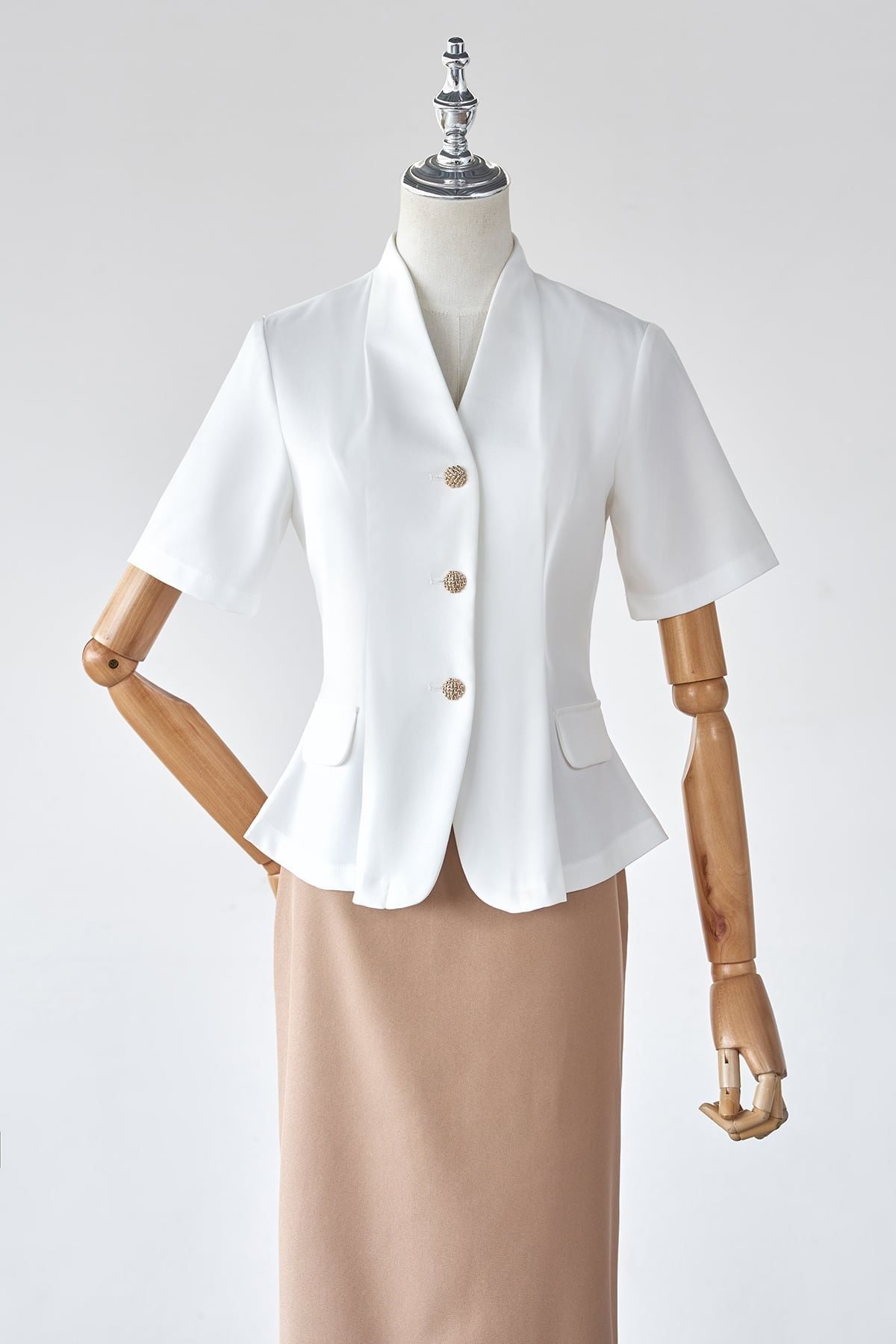 Áo đờ mi cổ leo nắp túi - L65D26Q005