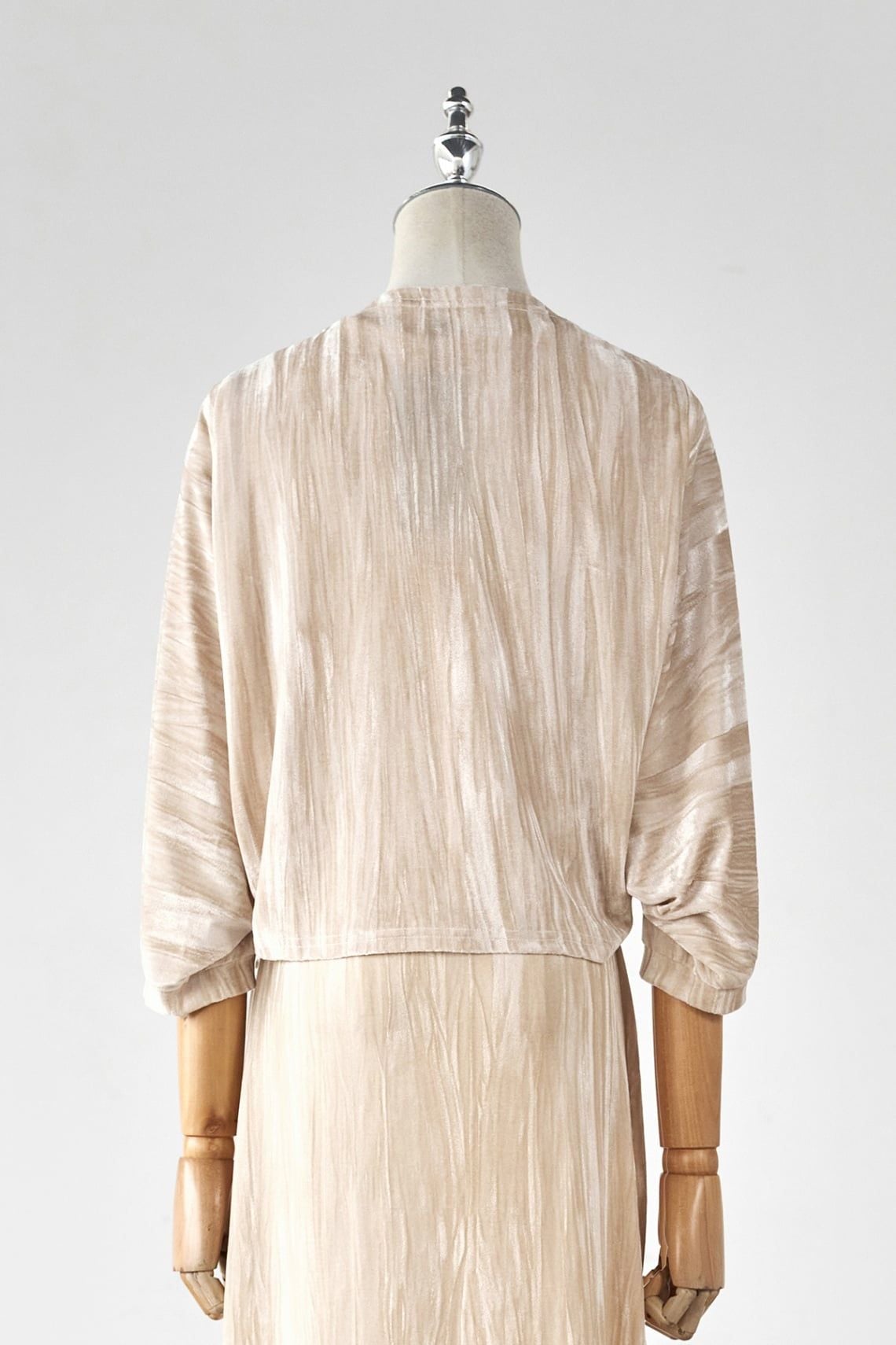 Áo khoác tay cánh dơi - L65O25T035