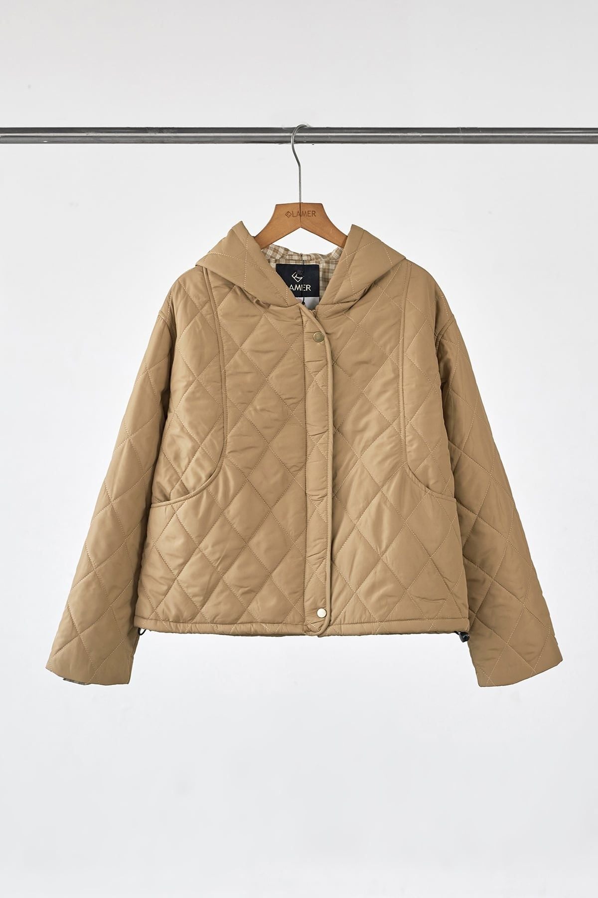 Áo phao cổ mũ phối kẻ - L65P25T018