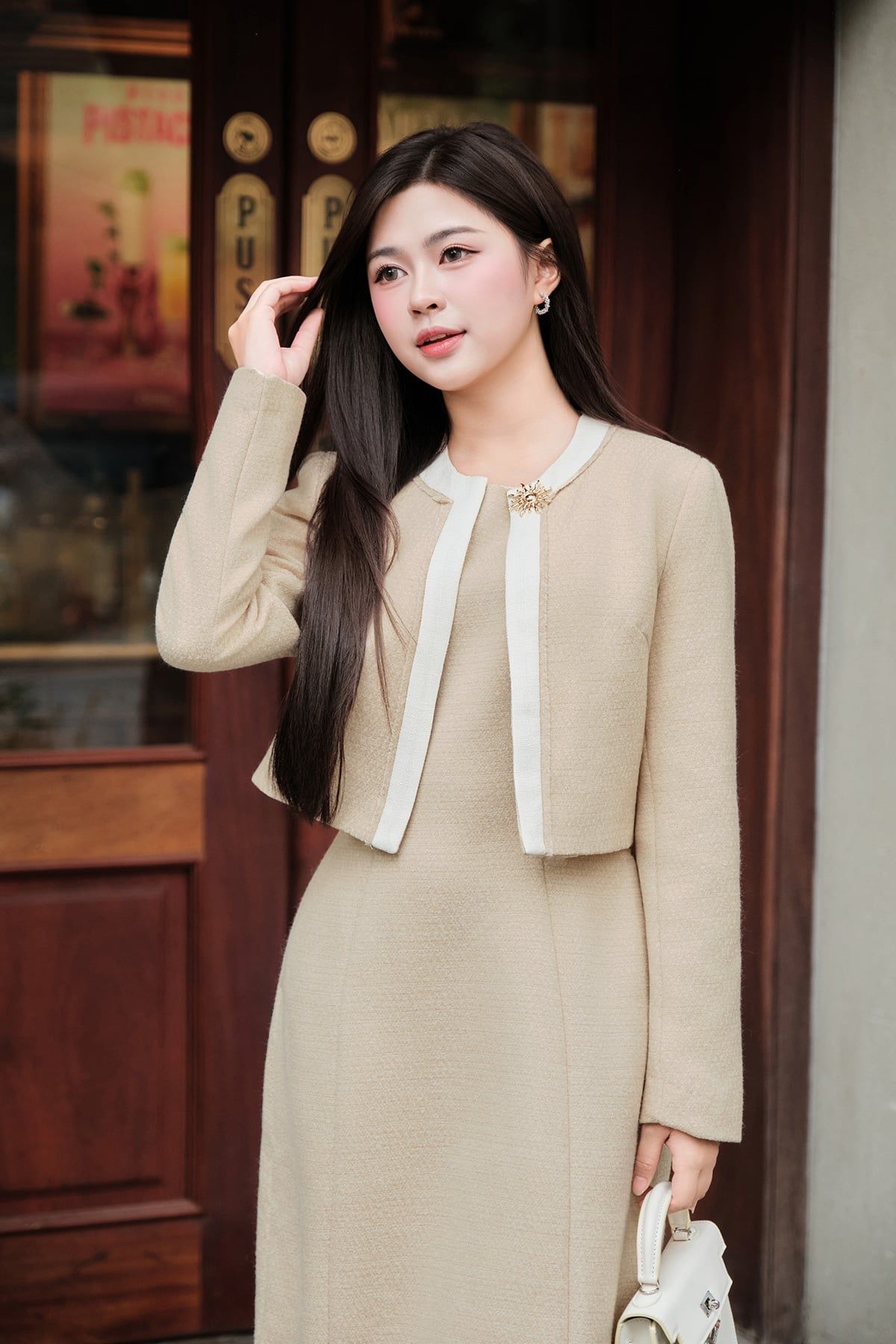 Áo khoác dạ dáng ngắn cài trang trí - L65W25T021