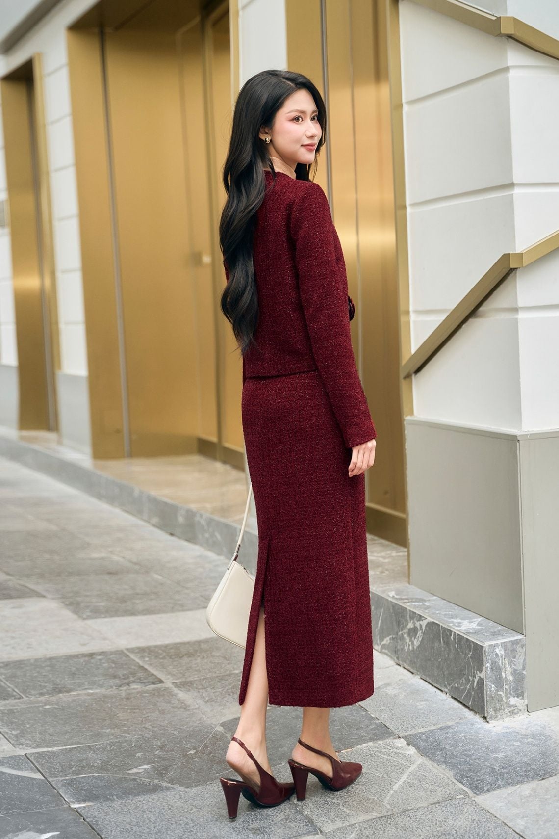 Áo dạ dáng ngắn cổ tròn trang trí - L65W25T028