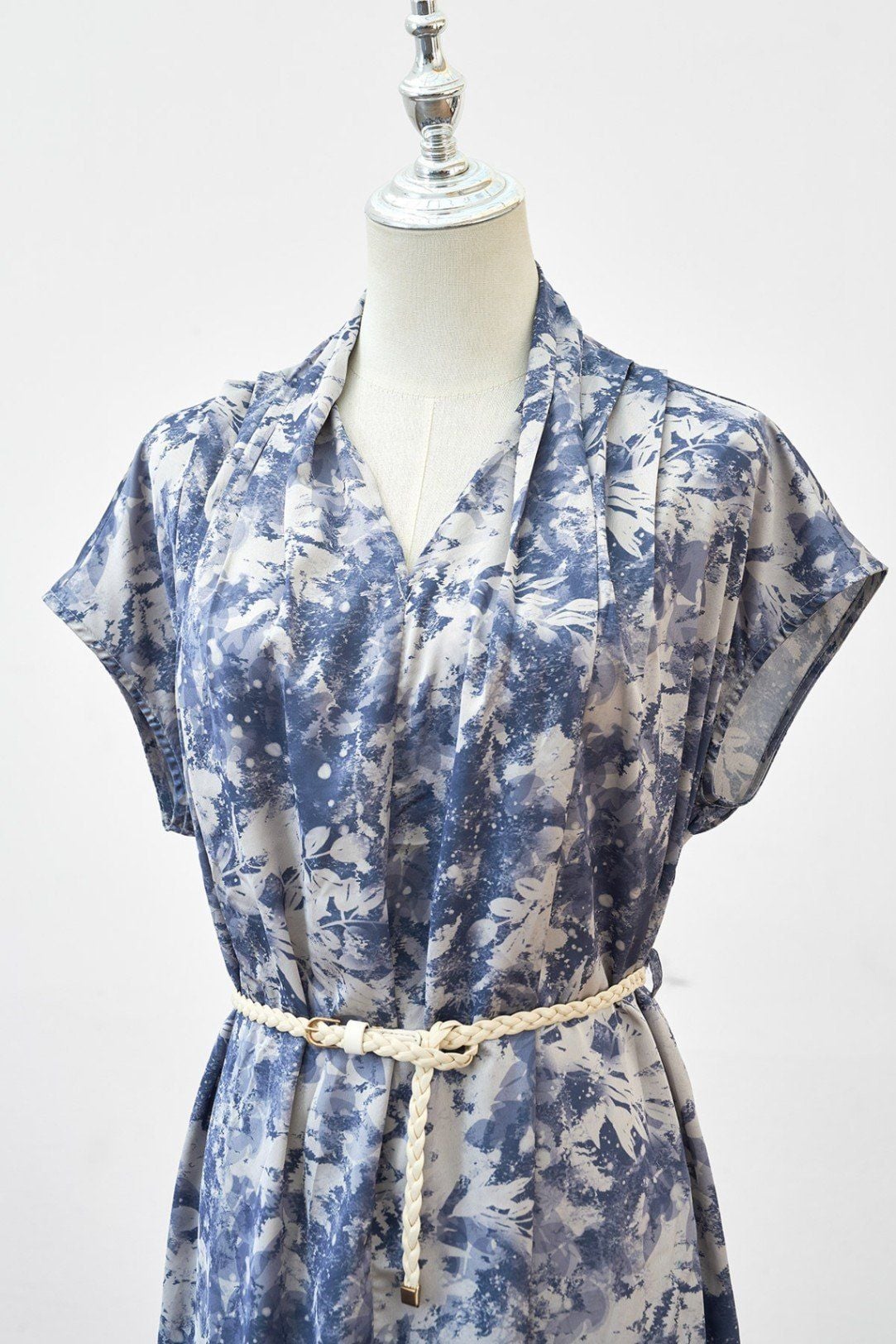 Đầm Suông vai chờm cổ xếp kèm thắt lưng - L66C25H044