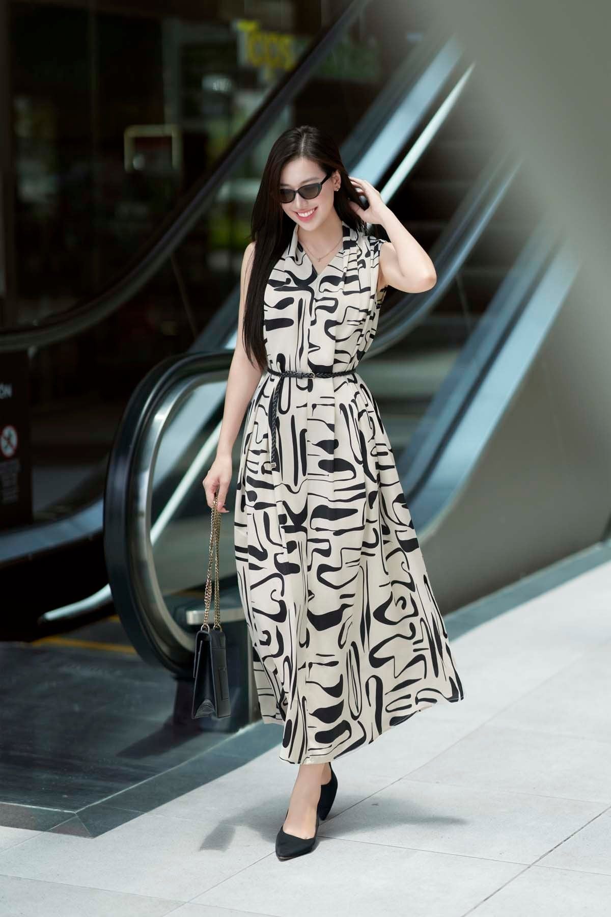 Đầm Suông vai chờm cổ xếp kèm thắt lưng - L66C25H044