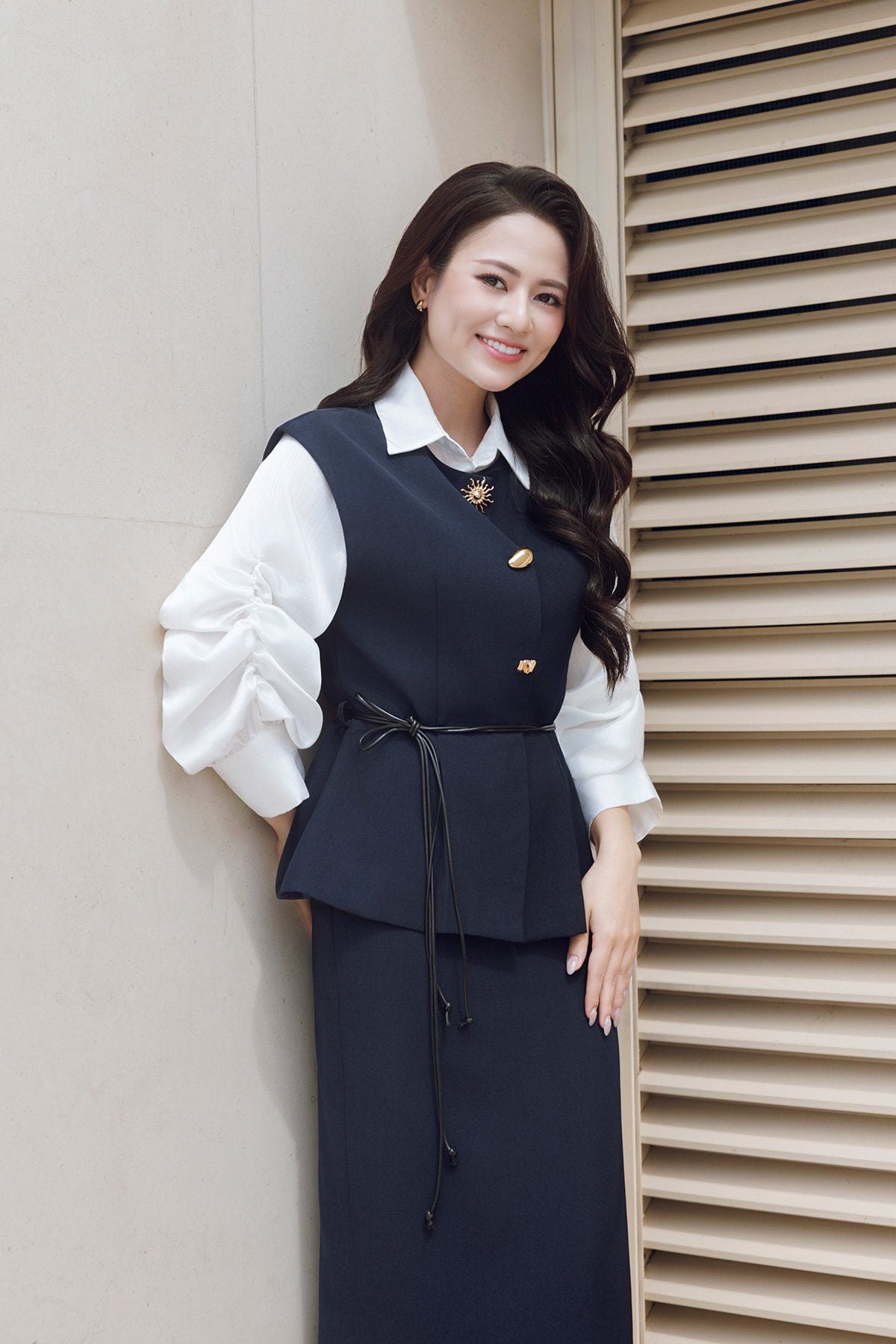 Áo sơ mi cổ đức tay bồng - L61H25Q045 (Hàng đặt trước)