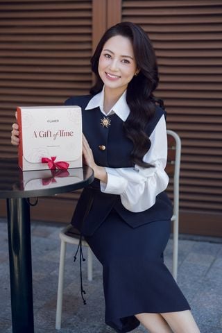 Áo gile dáng rộng cổ tròn phối dây đai eo - L66C25T003 (Hàng đặt trước)