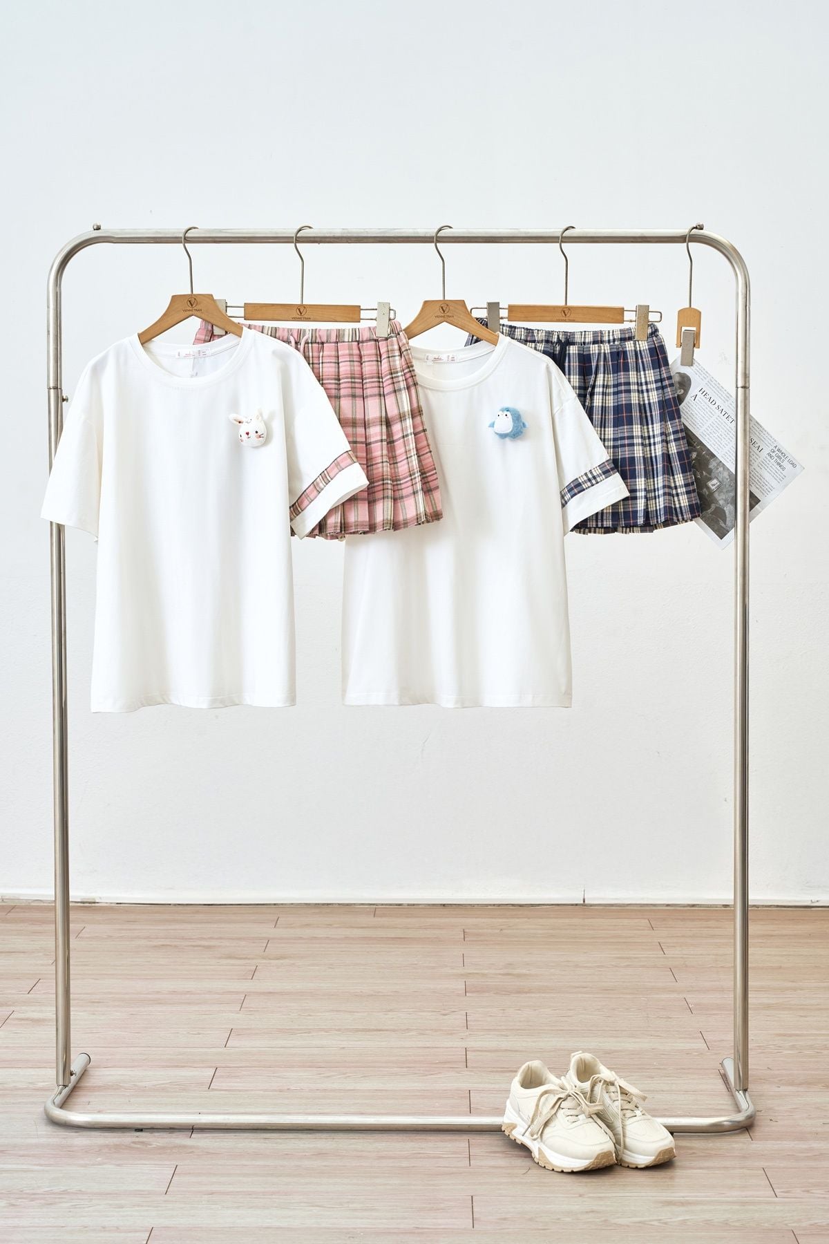 Áo phông phối kẻ cài thú nhồi bông - M61S25H002