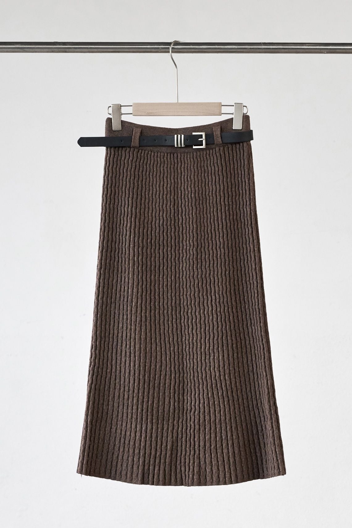 Chân váy len dáng suông kèm thắt lưng - N62T25T001