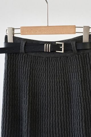 Chân váy len dáng suông kèm thắt lưng - N62T25T001
