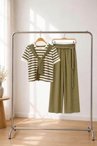 Áo thun cổ tròn khăn vai - O61B26H016