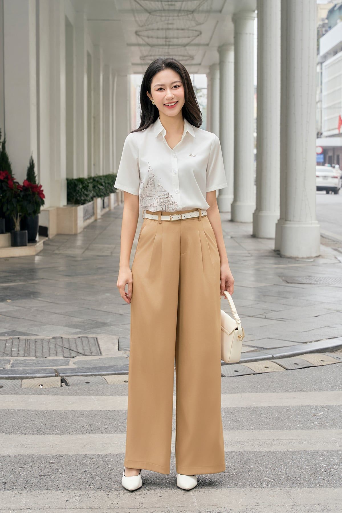 Áo sơ mi in họa tiết đính logo - O61H26Q006