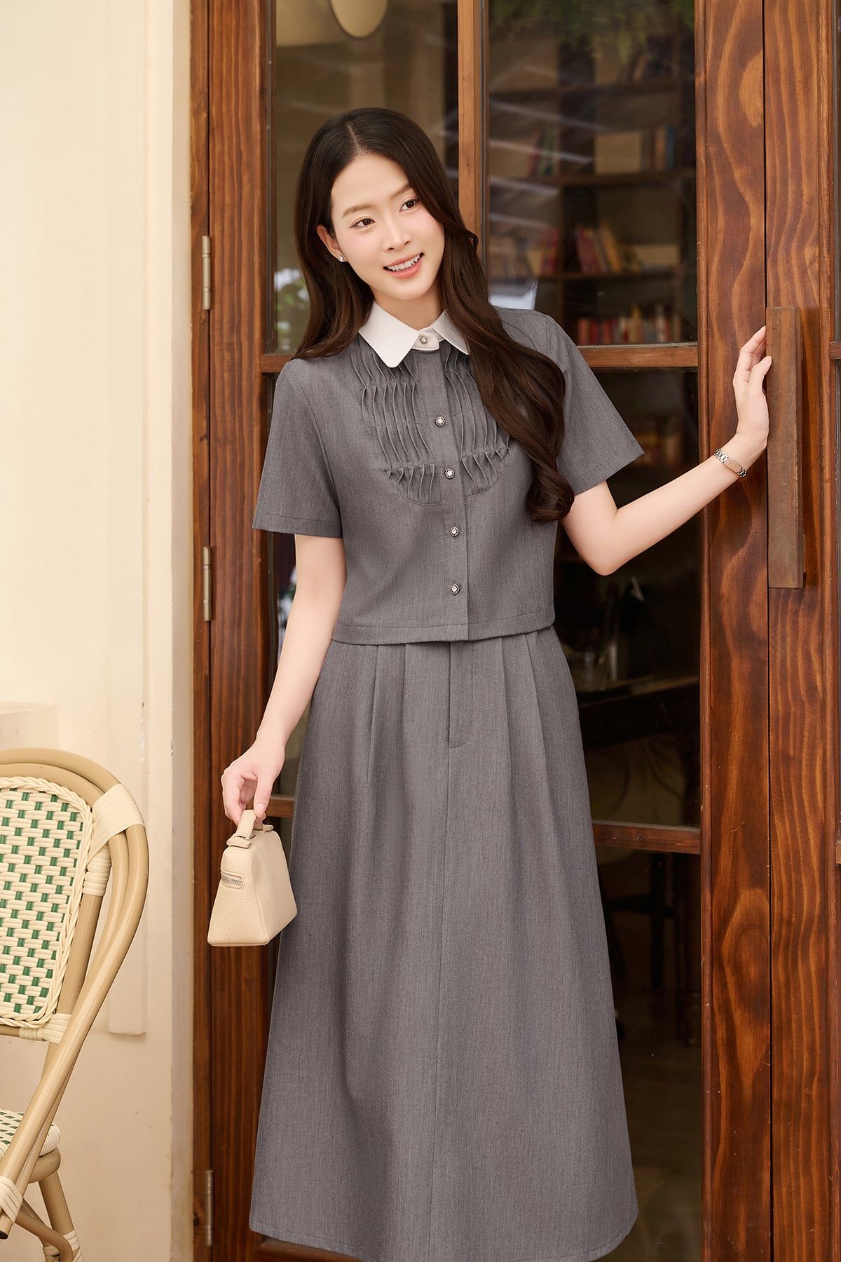 Áo sơ mi cộc tay phối cổ sen mí ngực - O61H26Q008