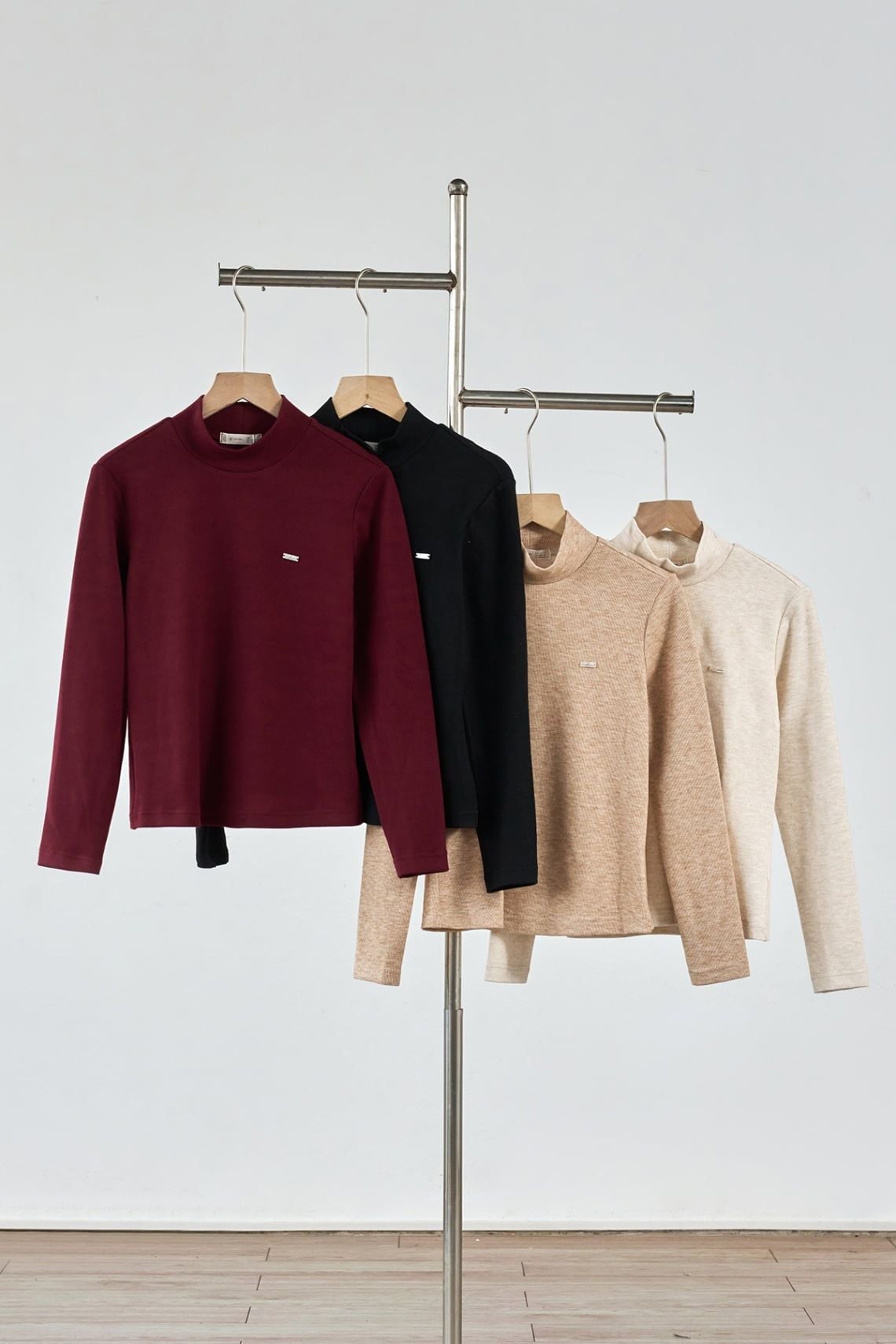 Áo len dáng ôm cổ 5F - O61O25T008