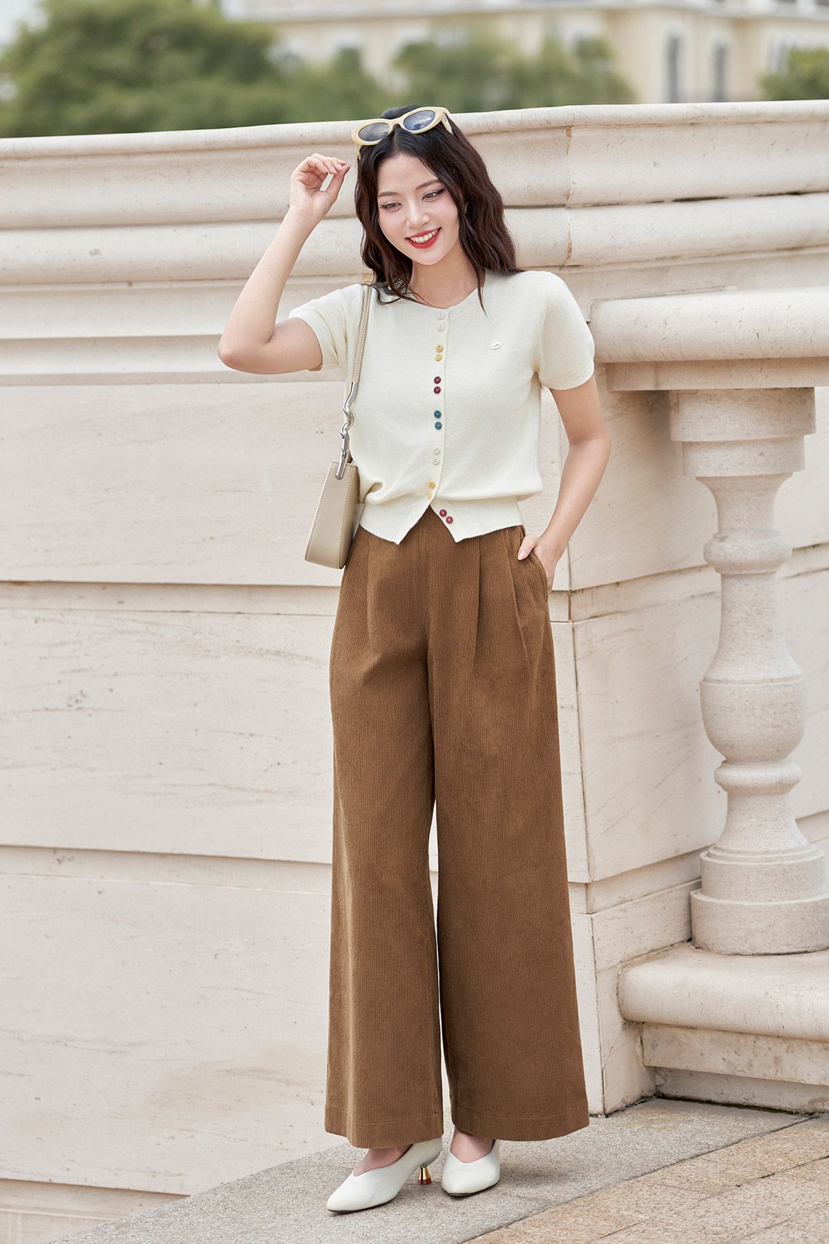 Quần ống rộng cạp liền khoá sau - V64W25T001