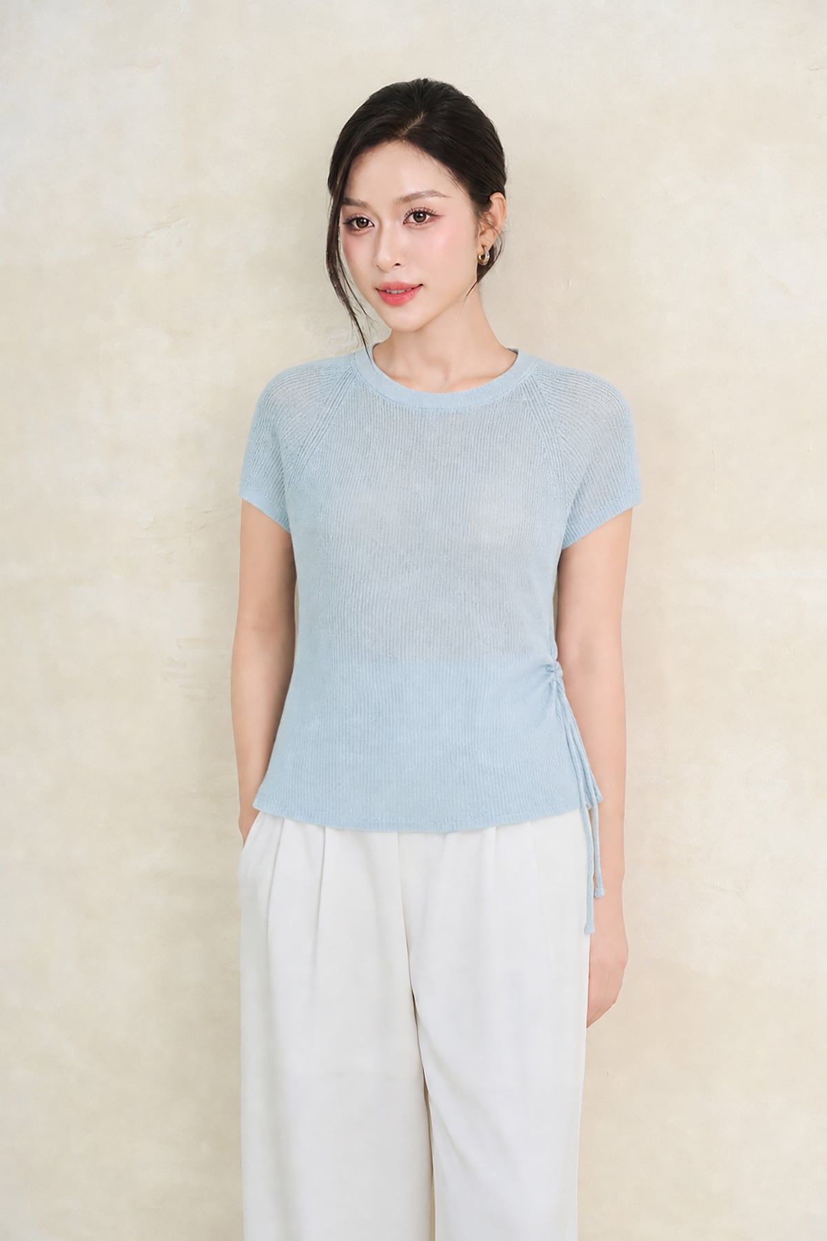 Áo len cổ tròn tay zaplang rút chun 1 bên eo - O61W26Q023