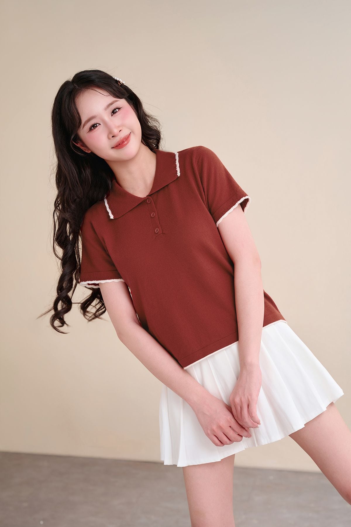 Áo len cộc tay cổ bẻ cuốn gấu phối màu - O61W26Q031