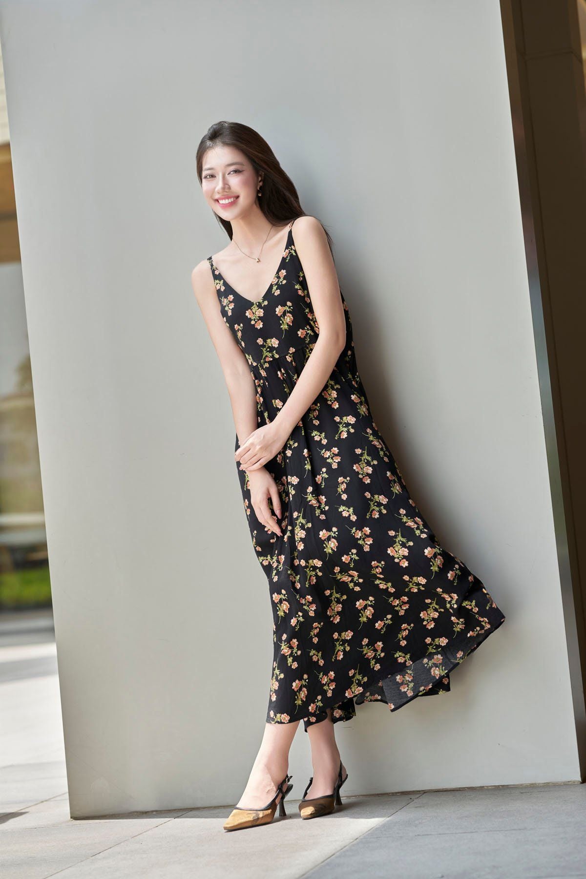 Đầm 2 dây nhún eo - O63M25H006