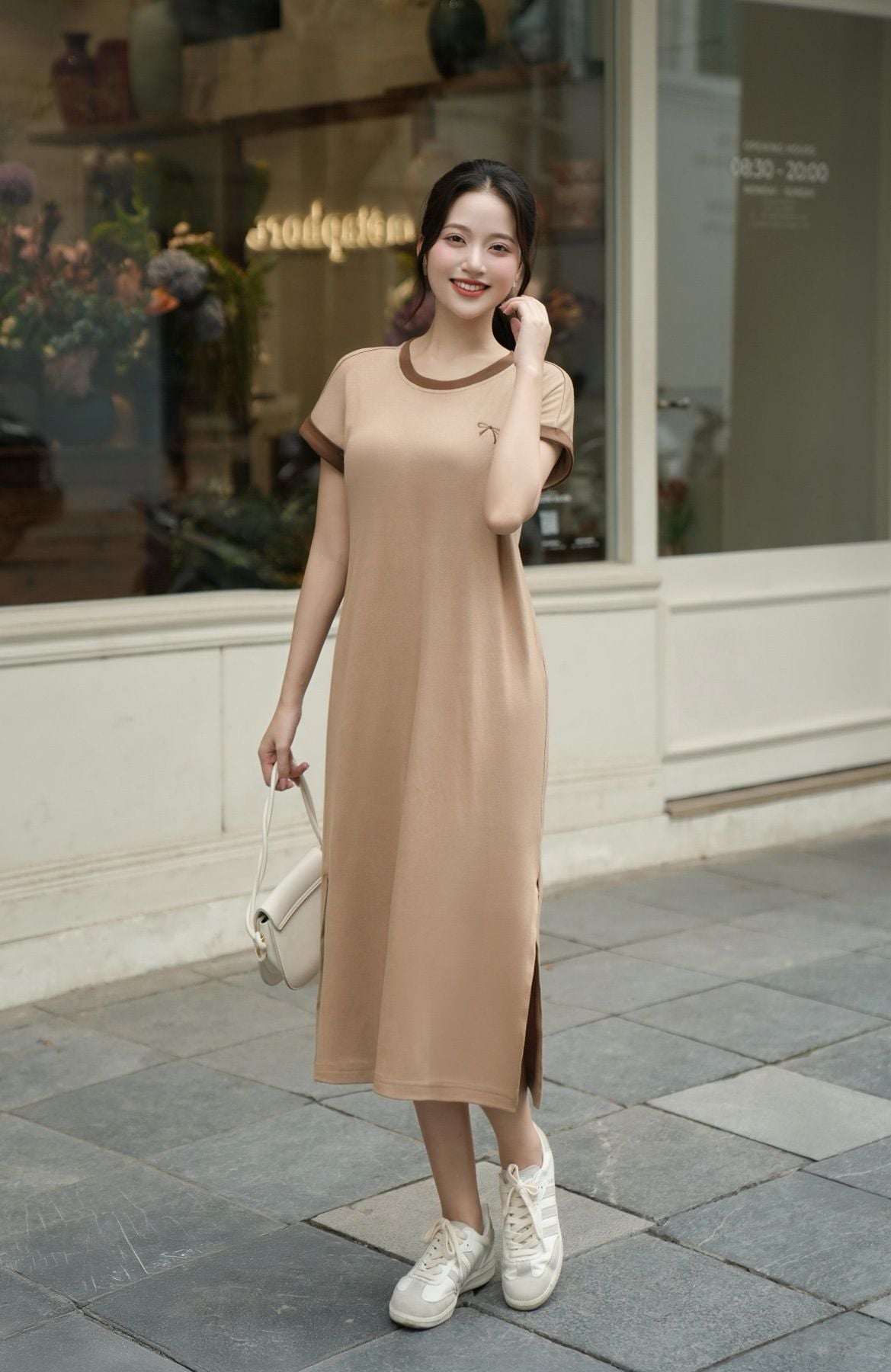 Đầm thun phối màu thêu ngực - O63T25H010