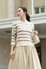 Áo len kẻ dài tay cổ tròn nẹp cúc - O65C26T008