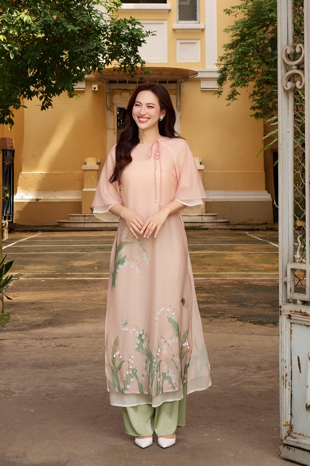 Áo dài cách tân Tường Hoa - S61A25Q016 ( Không kèm quần )