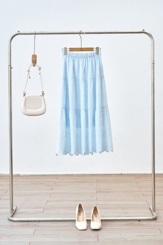 Chân váy dáng xòe; cạp chun nhún tầng - S62L25Q001
